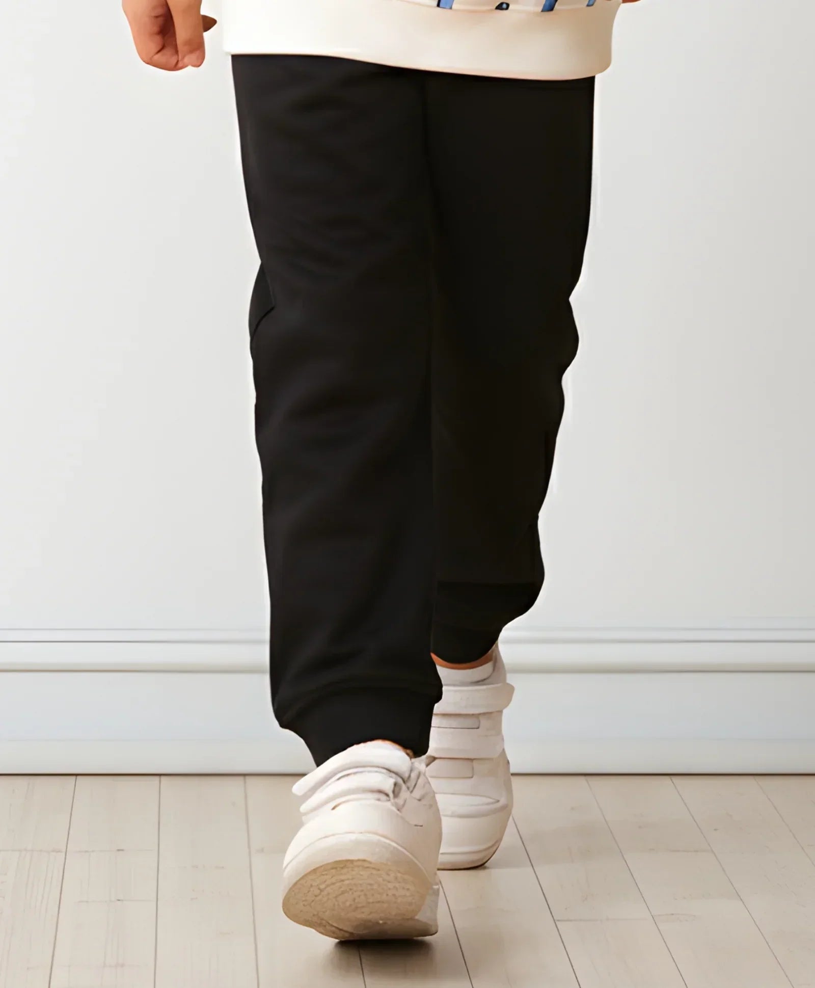 BLACK FLEECE WARM BOYS JOGGER - BLACK