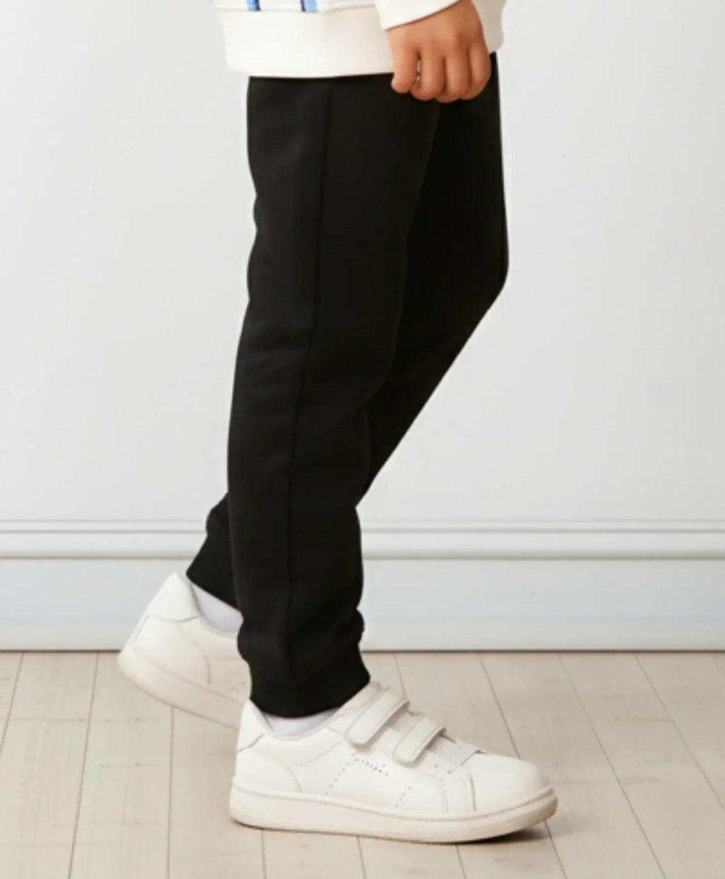 BLACK FLEECE WARM BOYS JOGGER - BLACK