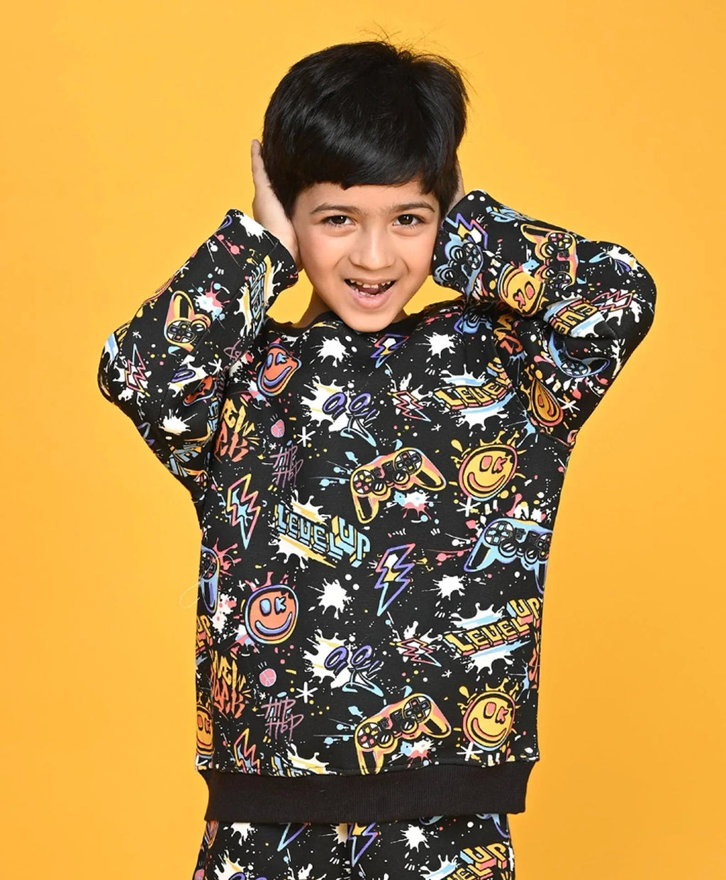 LEVEL UP BOYS FLEECE SWEATSHIRT - BLACK