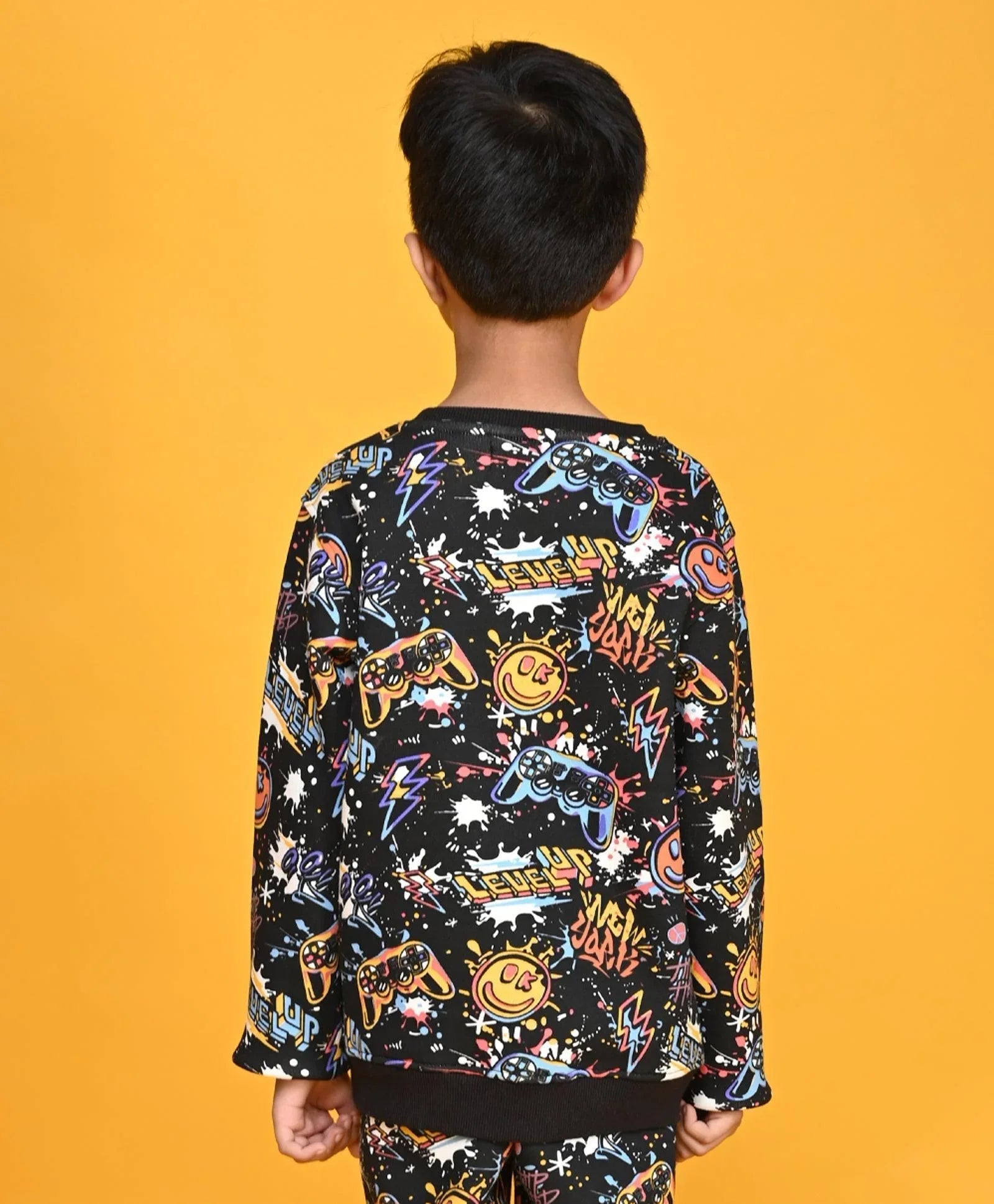 LEVEL UP BOYS FLEECE SWEATSHIRT - BLACK