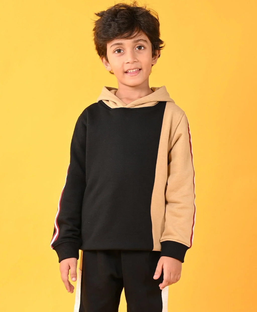 BLACK BEIGE SIDE TAPE FLEECE BOYS HOODIE - BLACK