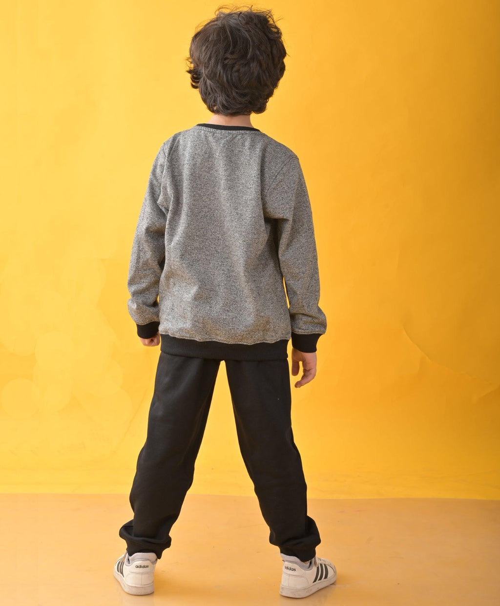 BLACK SPACE DYED SWEATSHIRT BLACK FLEECE JOGGER SET - BLACK