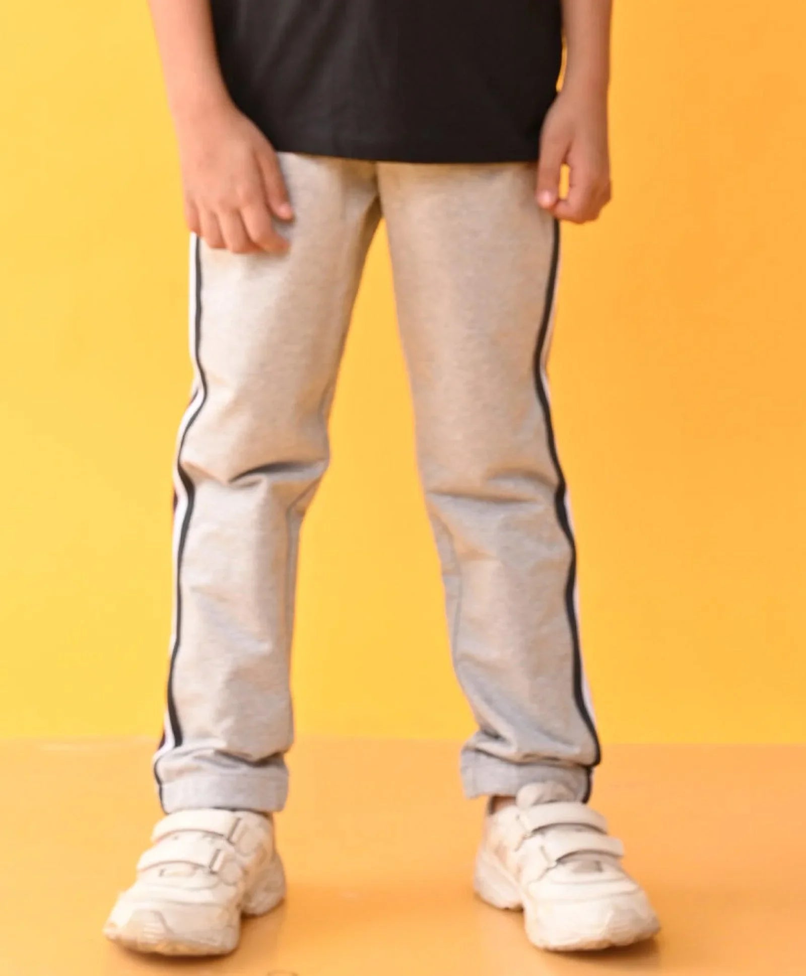 GREY MELANGE SIDE TAPE BOYS SUMMER JOGGER - GREY
