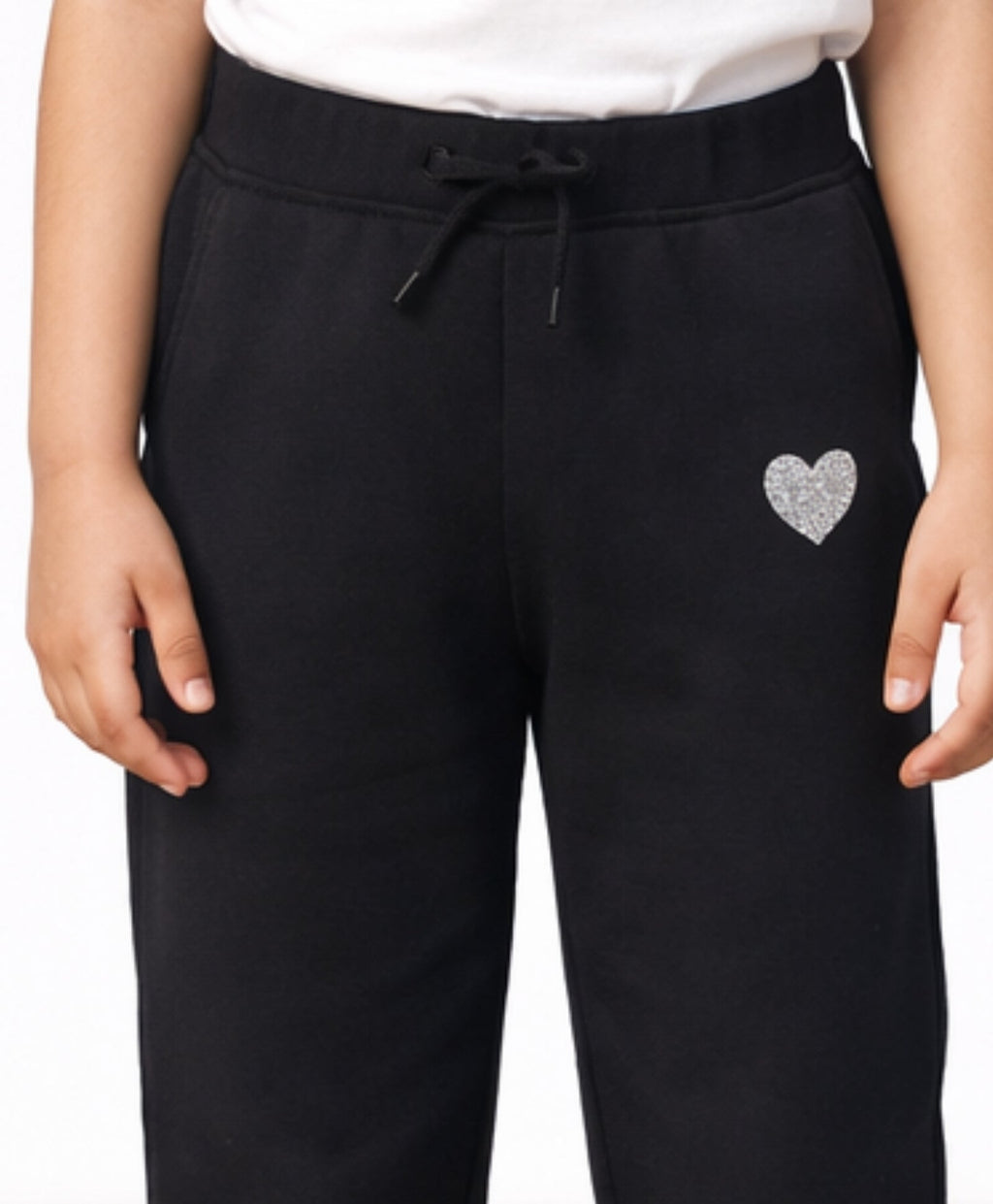 BLACK SILVER HEART INTERLOCK SUMMER JOGGER - BLACK