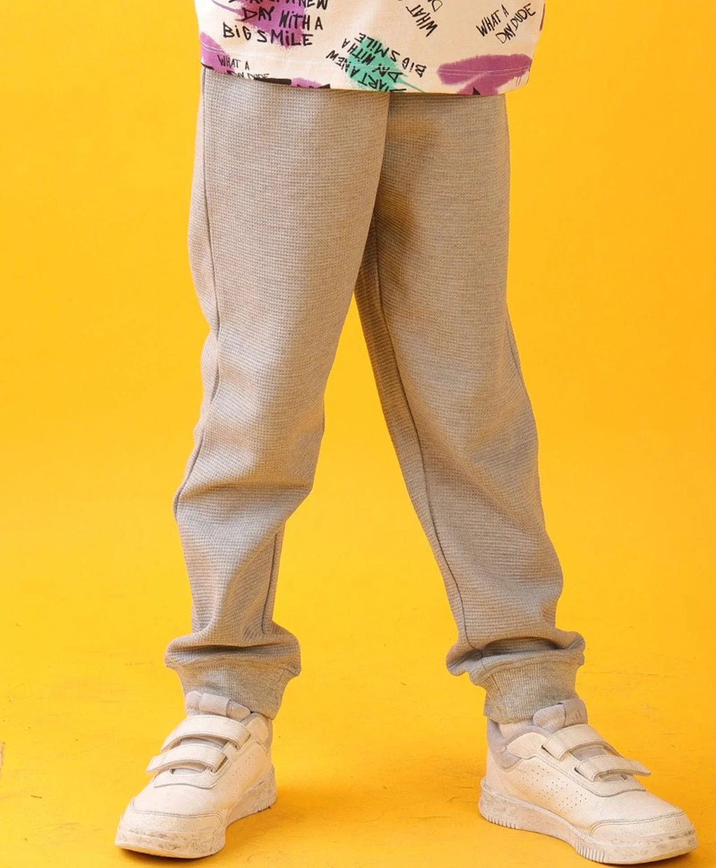 GREY TEXTURED BOYS JOGGER - GREY