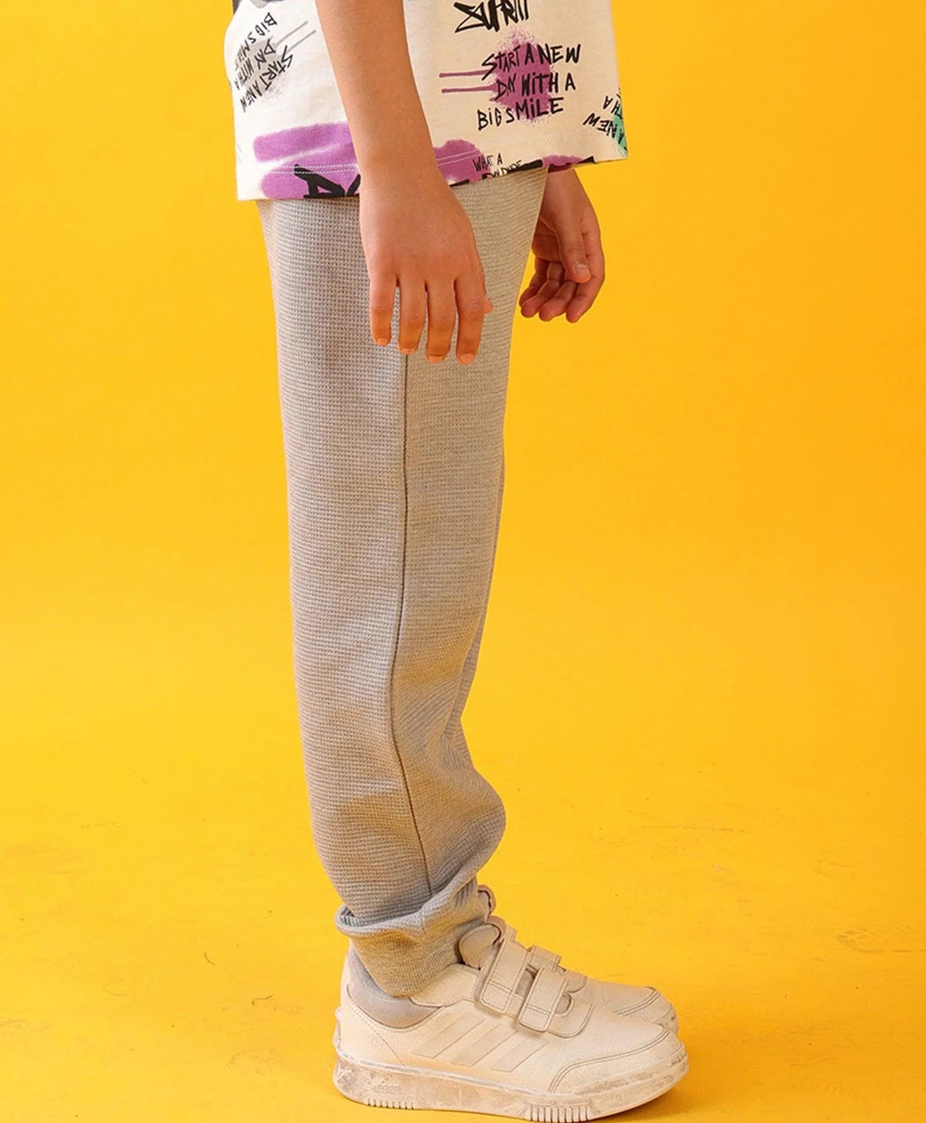 GREY TEXTURED BOYS JOGGER - GREY