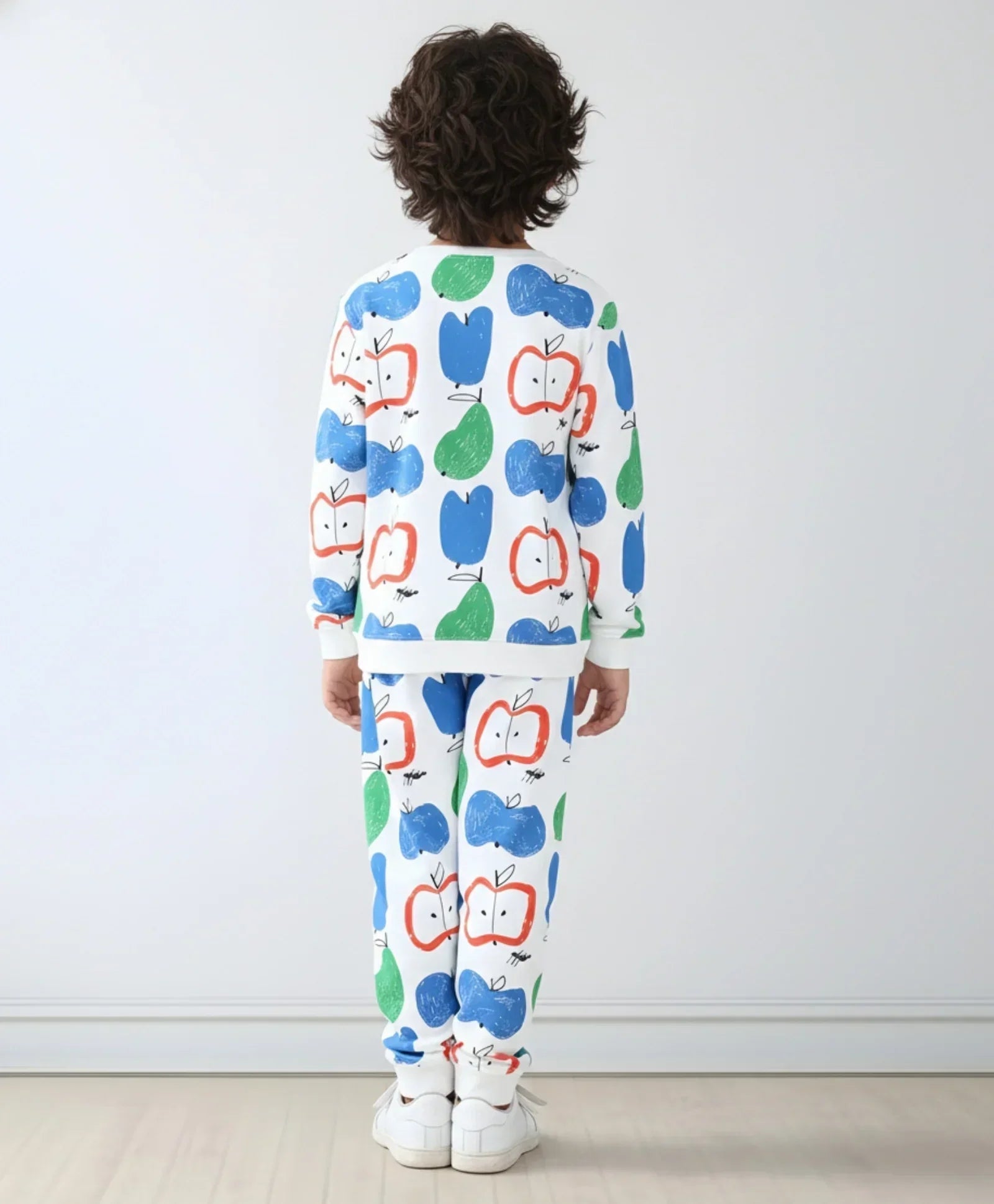 APPLE PEAR FLEECE SWEATSHIRT JOGGER SET - WHITE
