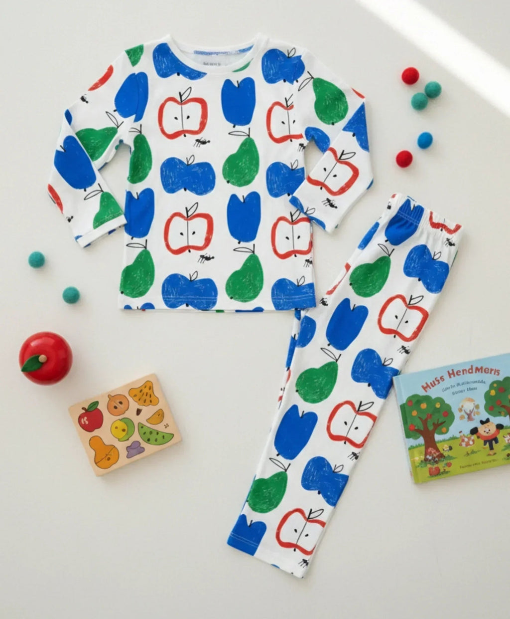 APPLE PEAR GIRLS LONG SLEEVE PYJAMA SET - WHITE