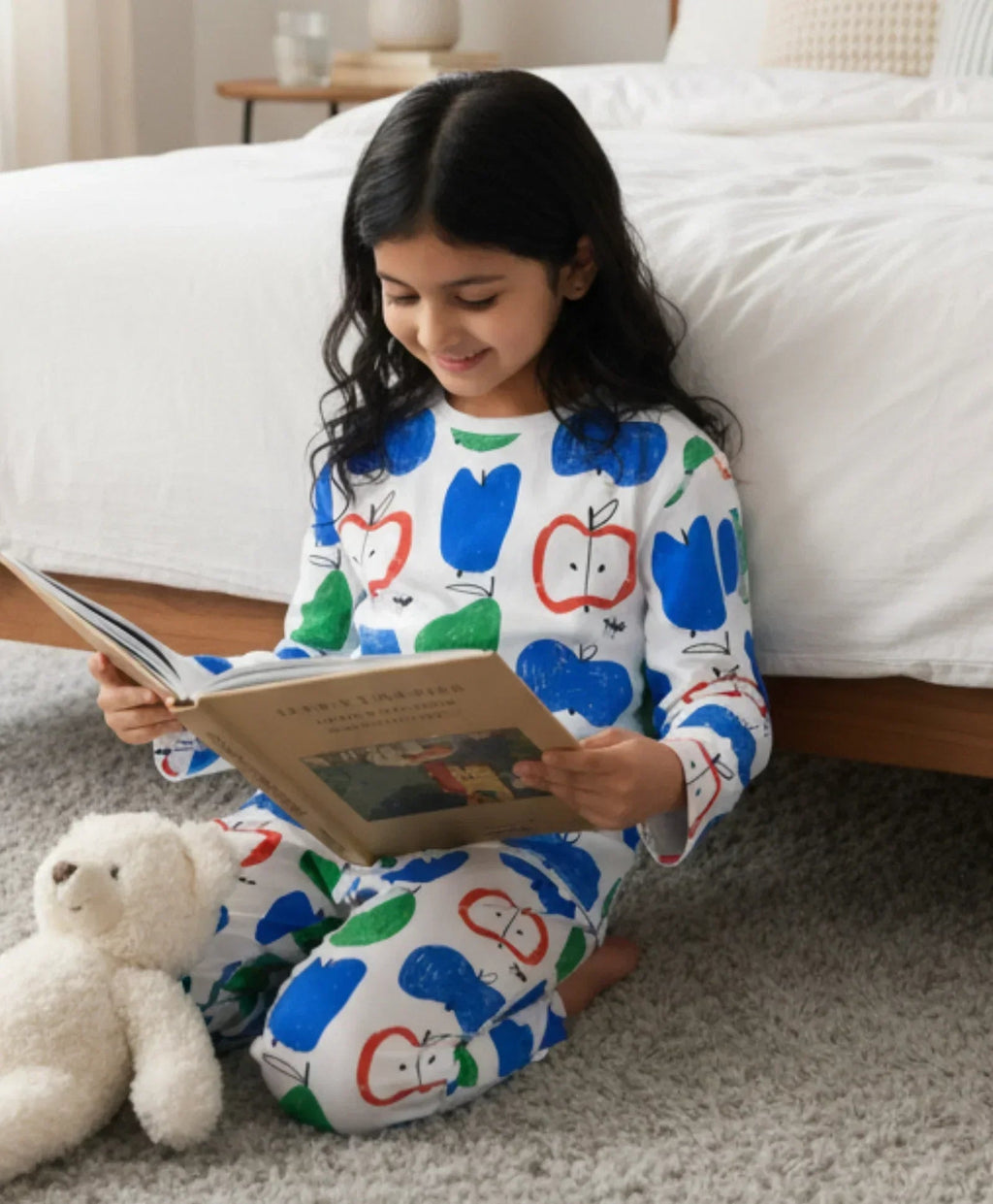 APPLE PEAR GIRLS LONG SLEEVE PYJAMA SET - WHITE