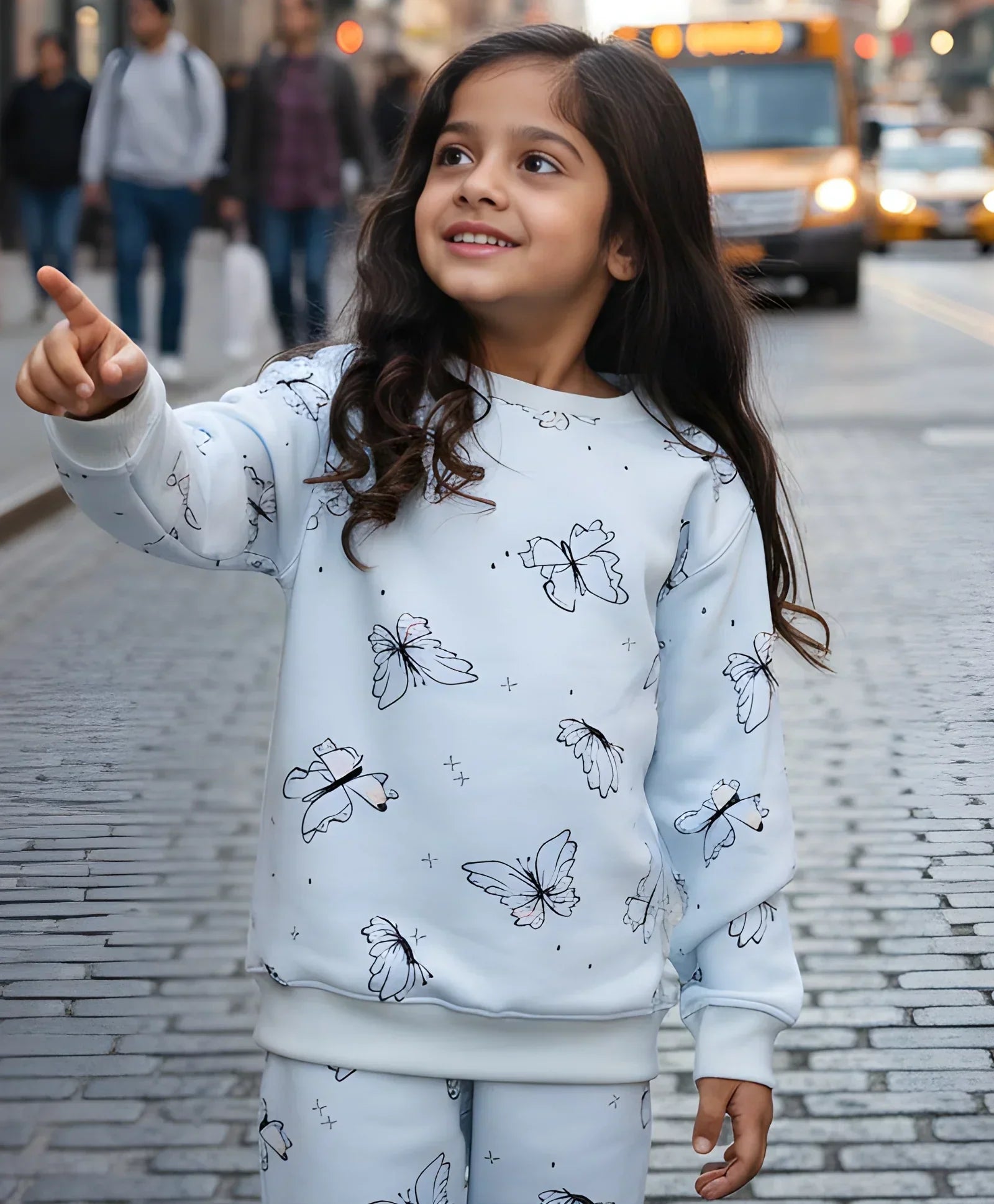 BLUE BUTTERFLY FLEECE GIRLS SWEATSHIRT - BLUE