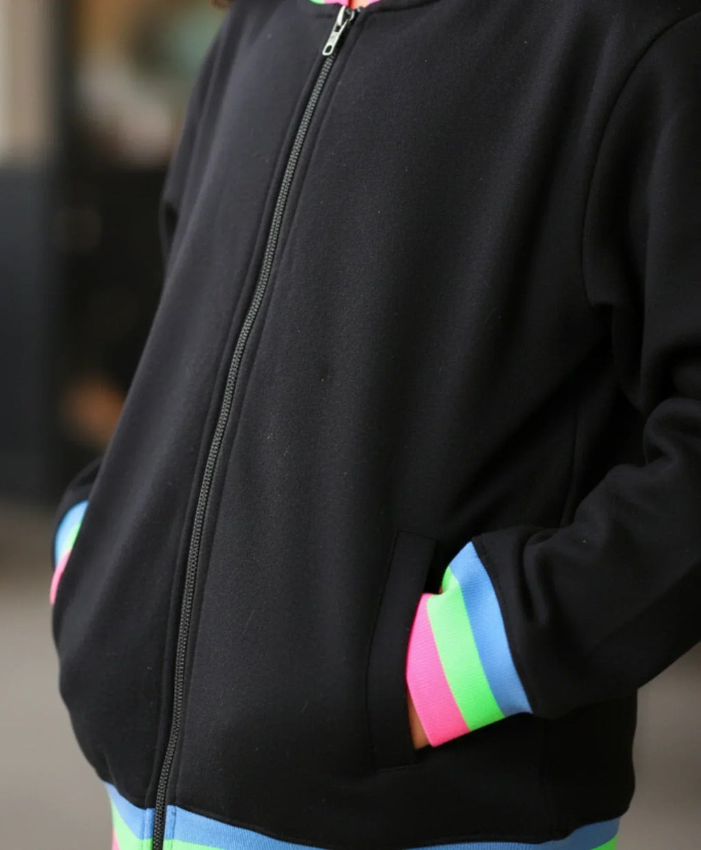 BLACK NEON RIB ZIPPER GIRLS FLEECE SWEATSHIRT JOGGER SET - BLACK