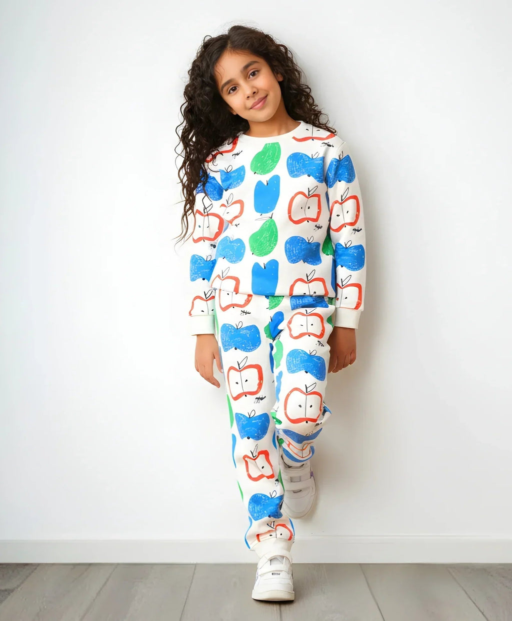 APPLE PEAR GIRLS FLEECE SWEATSHIRT JOGGER SET - WHITE