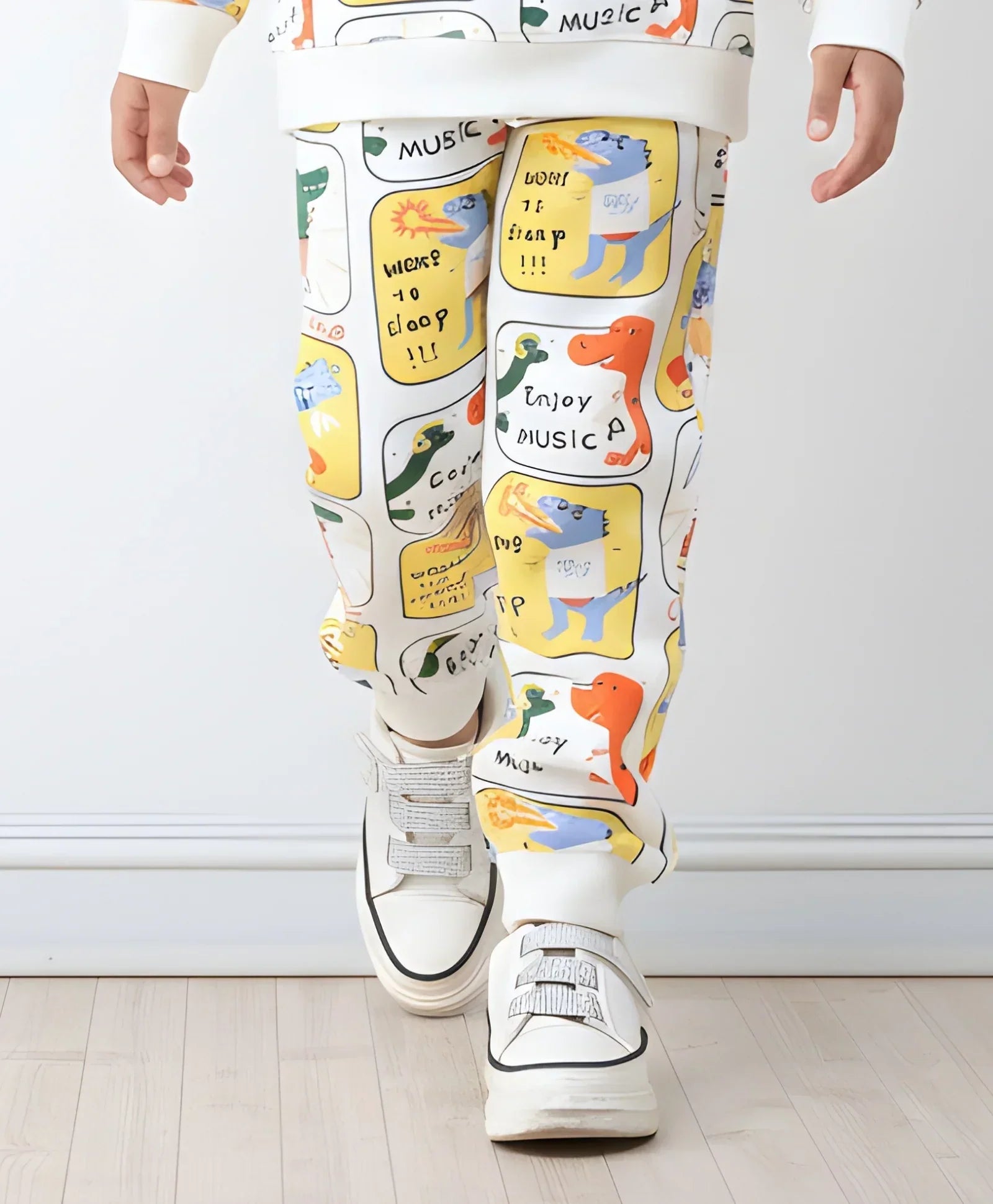 DINOSAUR STAMP FLEECE BOYS JOGGER  - OFF WHITE
