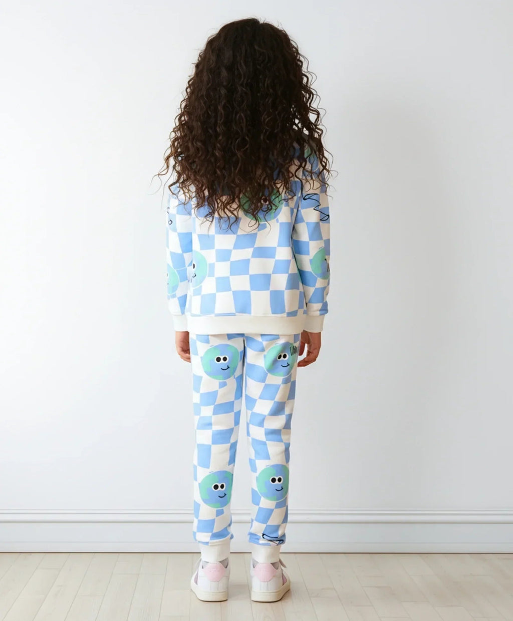 GLOBE CHECK GIRLS FLEECE SWEATSHIRT JOGGER SET - BLUE