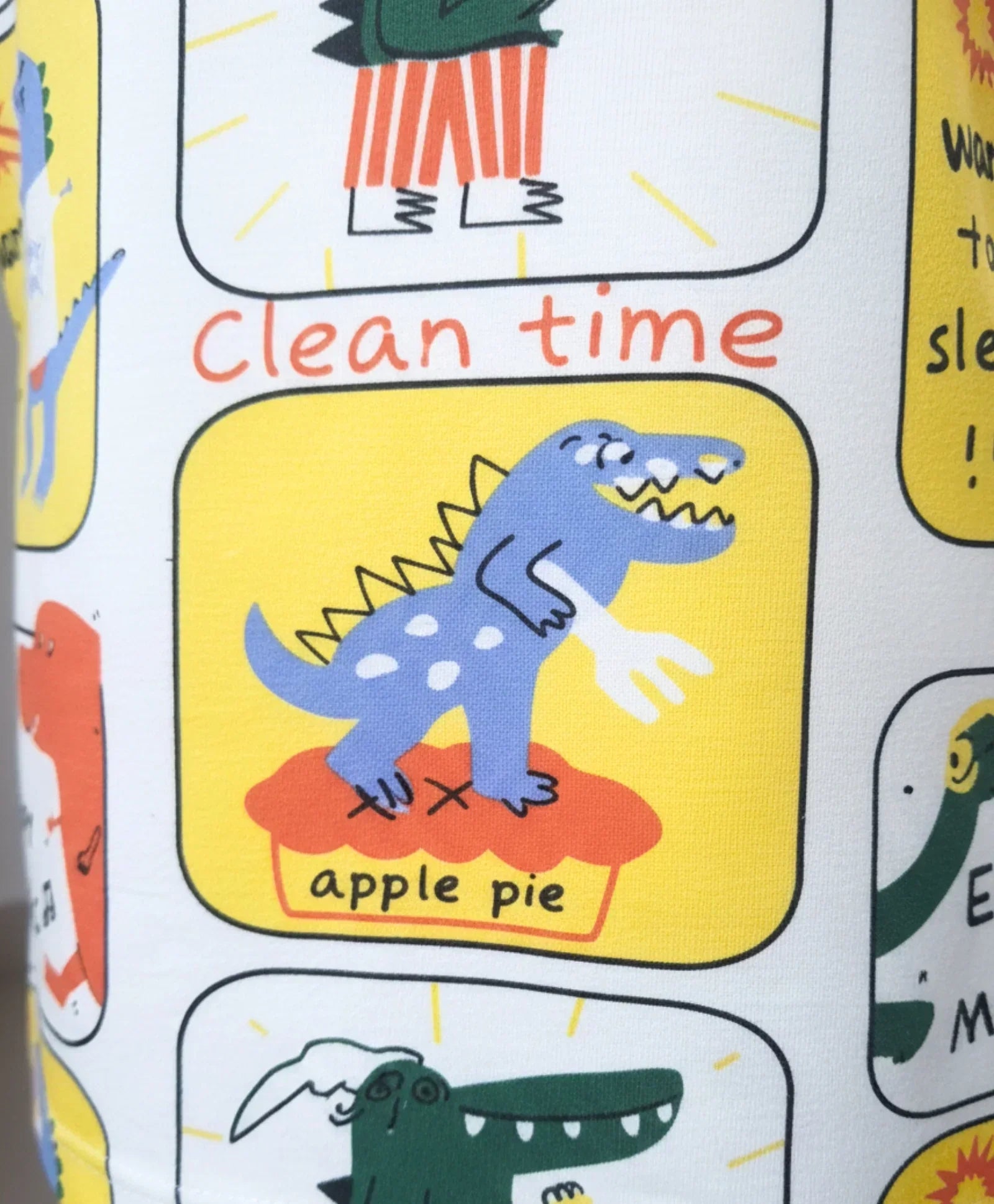 DINOSAUR STAMP SHORT SLEEVE PYJAMA SET - WHITE