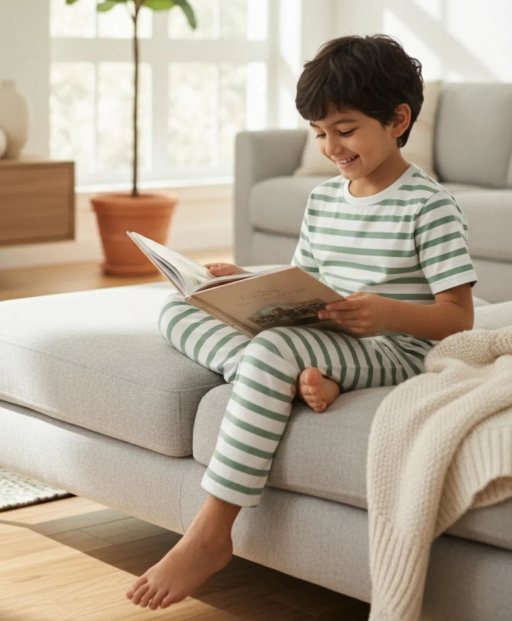 GREEN WHITE STRIPE SHORT SLEEVE PYJAMA SET - GREEN/WHITE